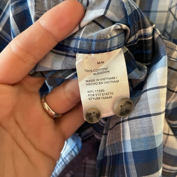 Weatherproof button down • Mens Medium - Picture 7 of 7